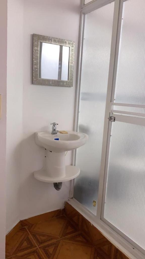 Hospedaje 3 Esquinas Guatapé Exteriör bild